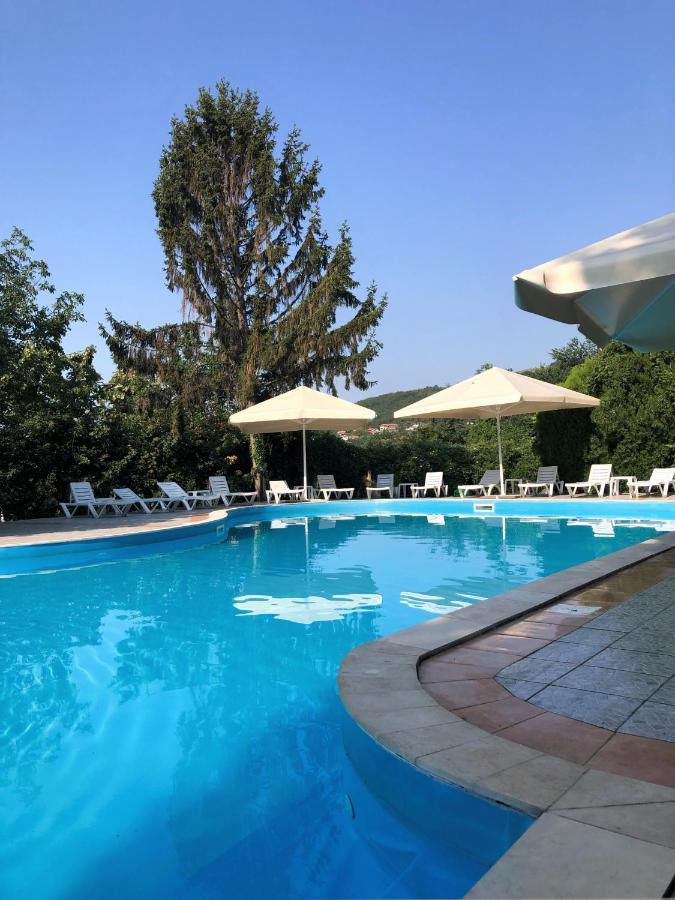 בלצ'יק Hotel Naslada מראה חיצוני תמונה