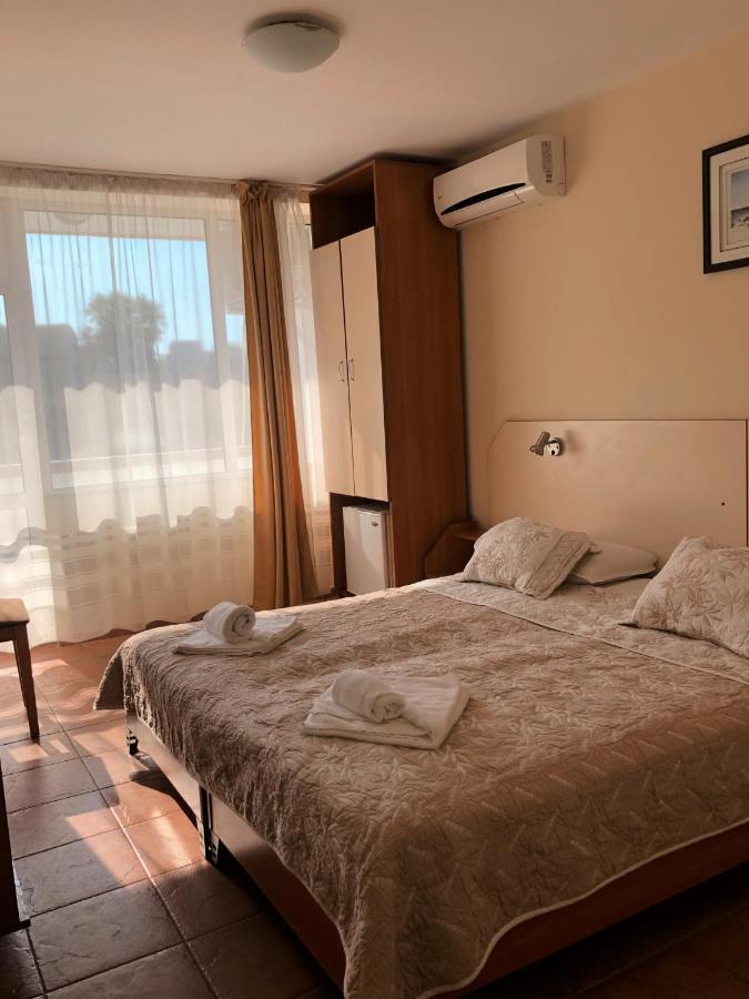 בלצ'יק Hotel Naslada מראה חיצוני תמונה