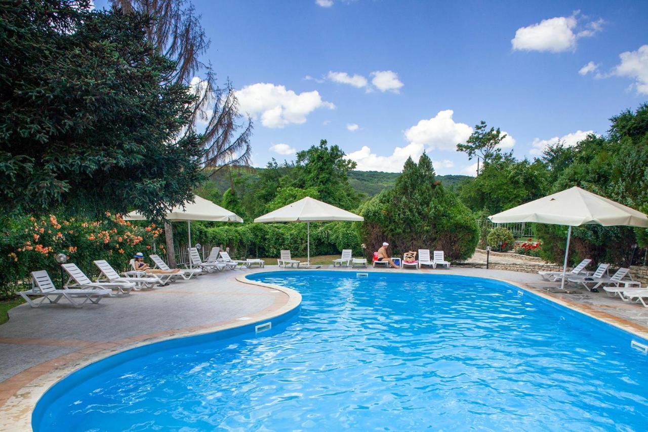 בלצ'יק Hotel Naslada מראה חיצוני תמונה