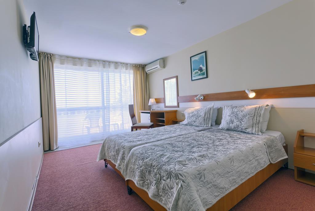 בלצ'יק Hotel Naslada מראה חיצוני תמונה