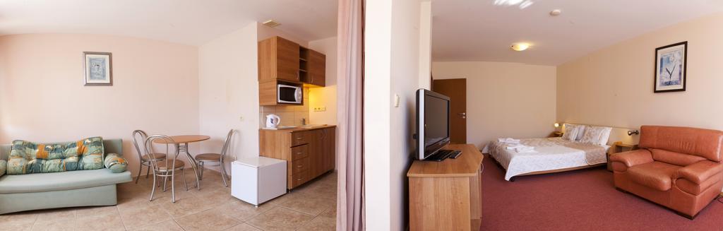 בלצ'יק Hotel Naslada מראה חיצוני תמונה