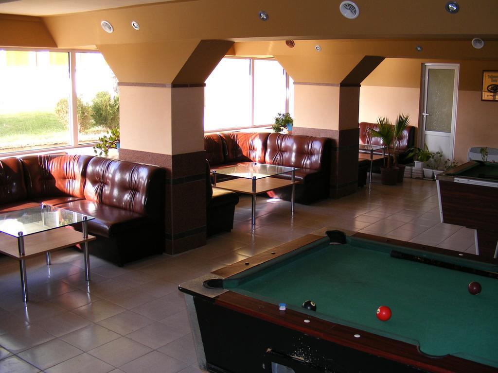 בלצ'יק Hotel Naslada מראה חיצוני תמונה